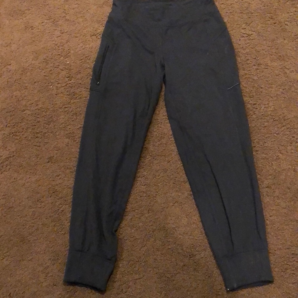 Black Lululemon pants